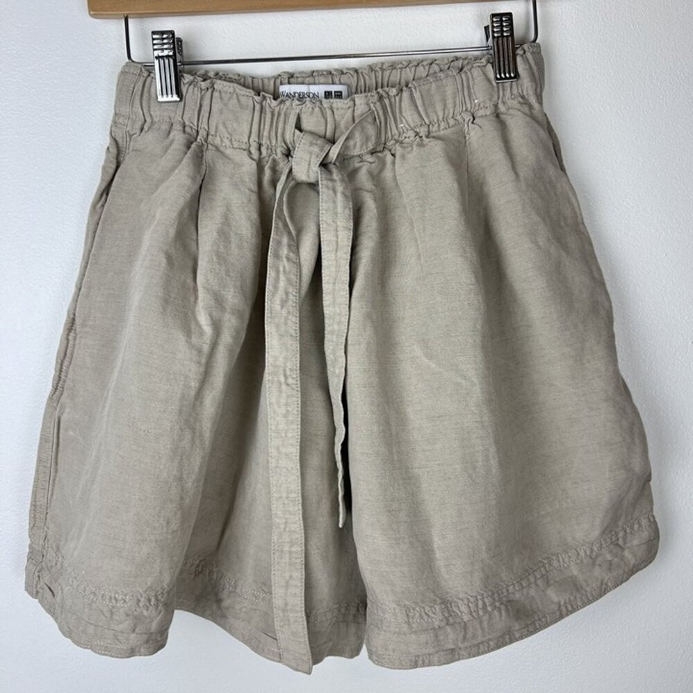 Uniqlo JW Anderson Womens XS Tan Pleated Drawstring Linen Rayon Paperbag Shorts‎ - Picture 2 of 7